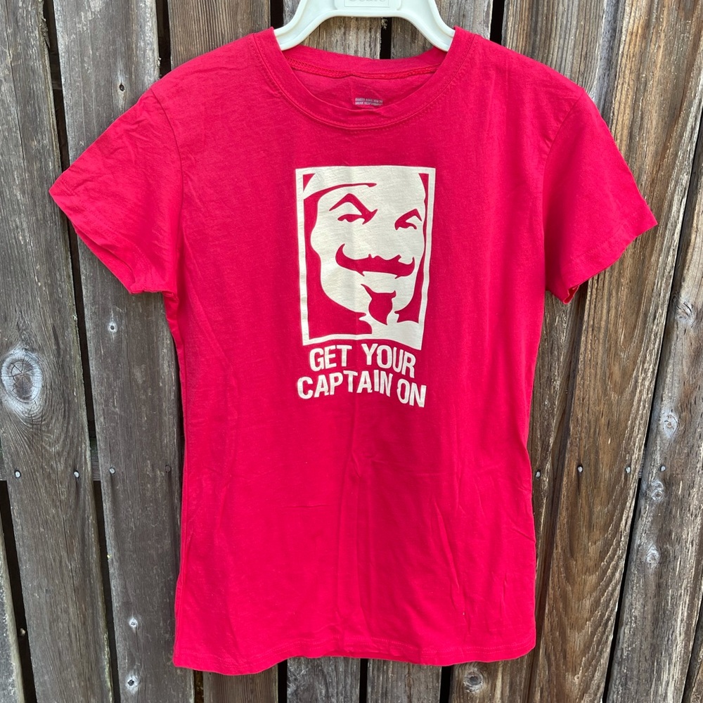 Captain Morgan Tee Shirt Red L Fitted 2010 Promo